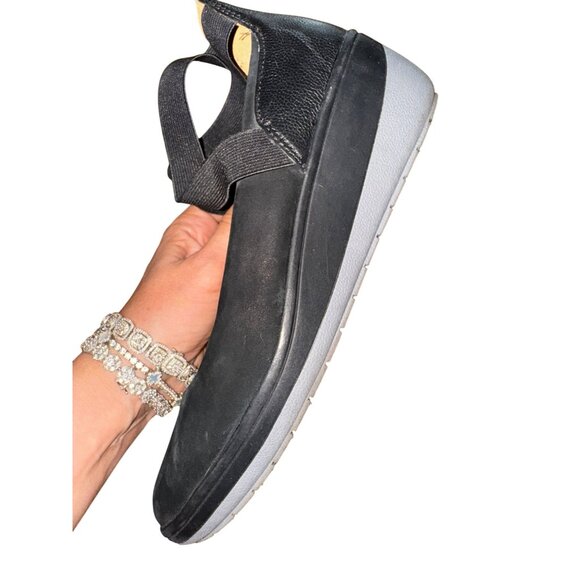 Vionic Black Suede Leather Wedge Mary Jane Shoes Size 8.5 Comfort Classic Cute - Picture 5 of 7